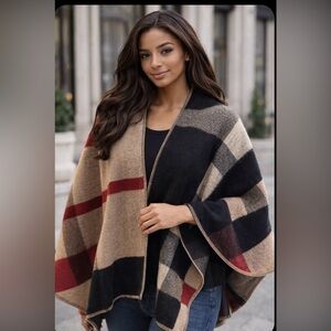 Burberry Multicolor Checkered Cape